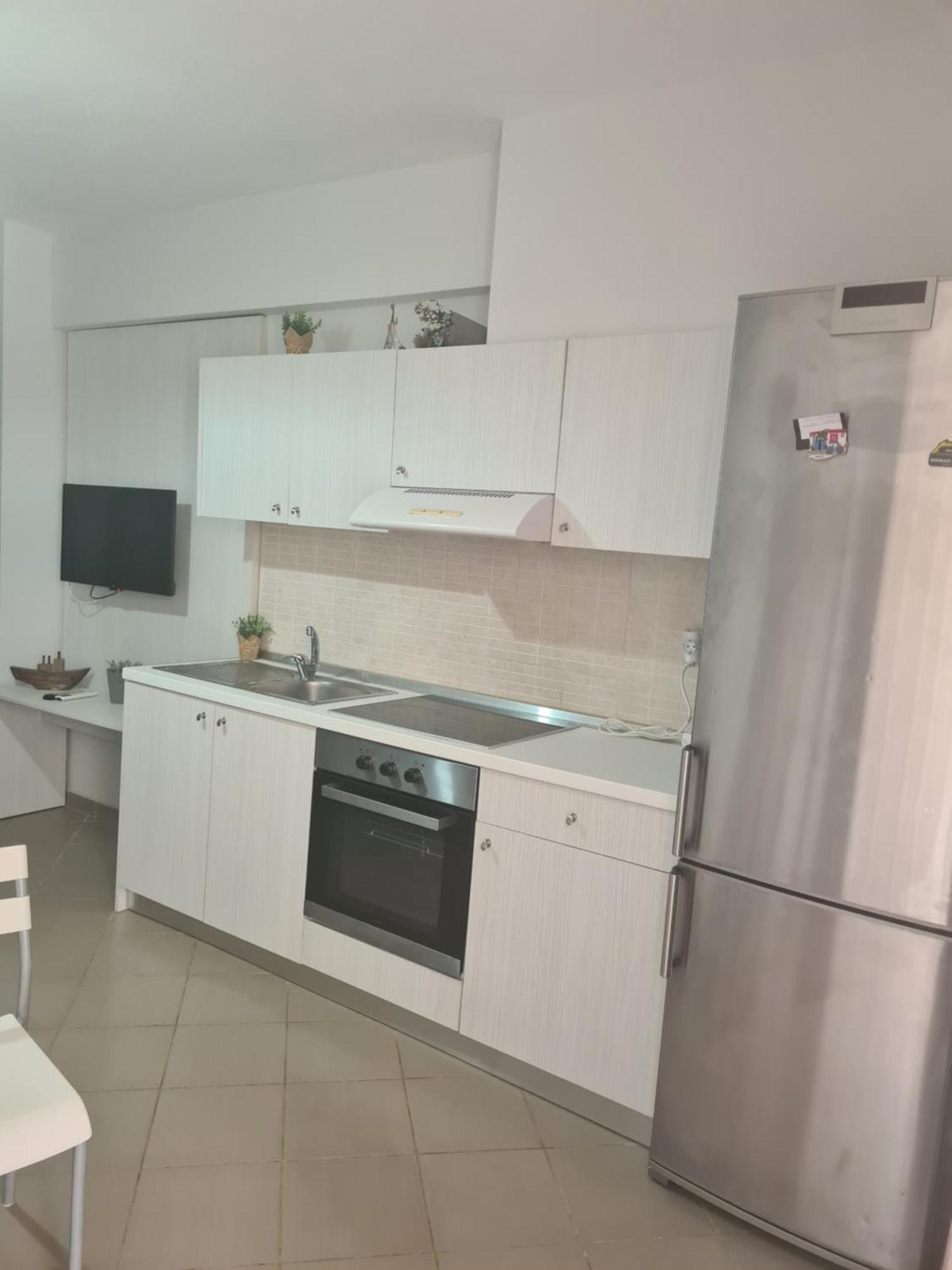 Makis Apartments Touzla Ofrínion Eksteriør bilde