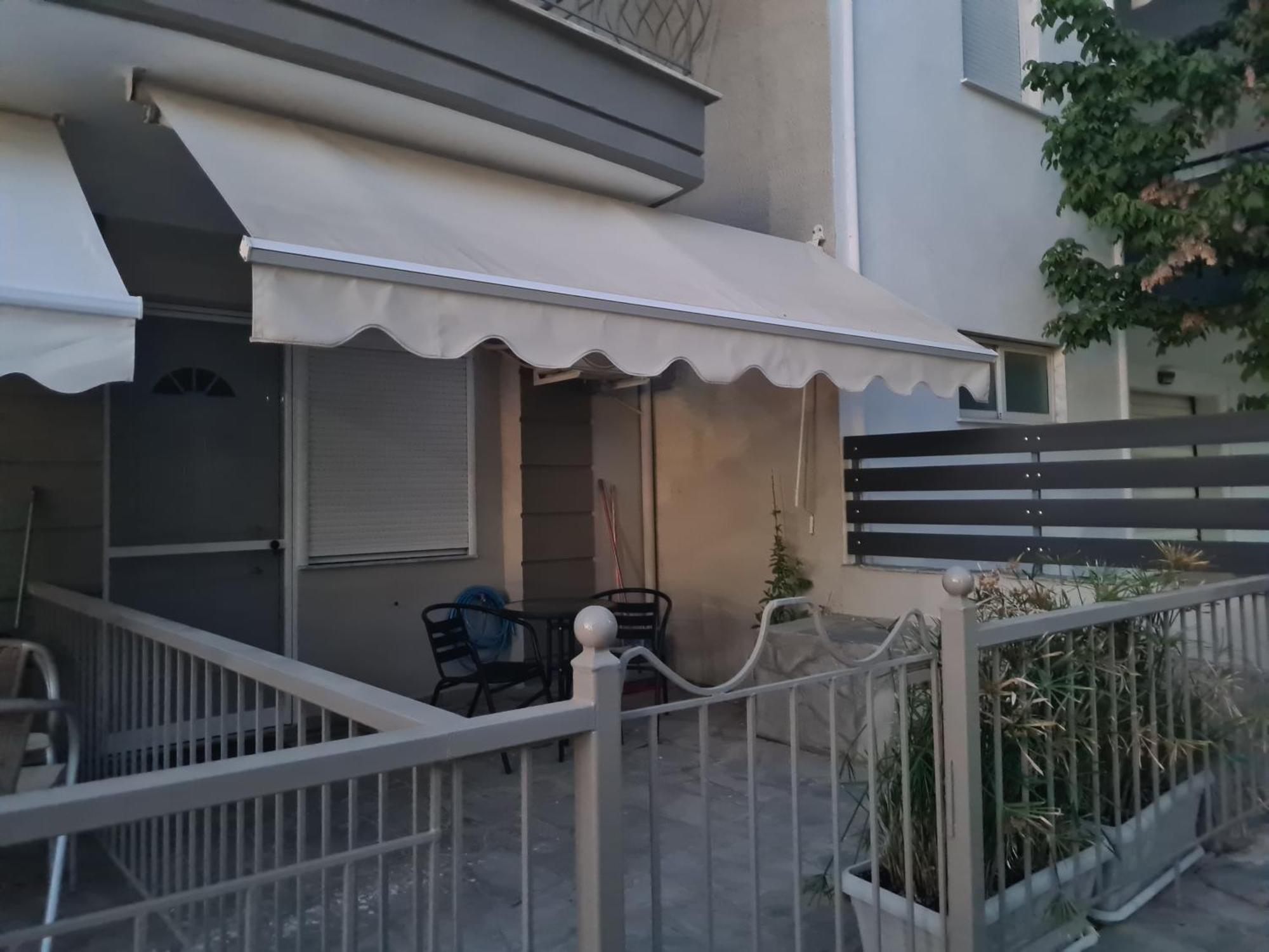 Makis Apartments Touzla Ofrínion Eksteriør bilde