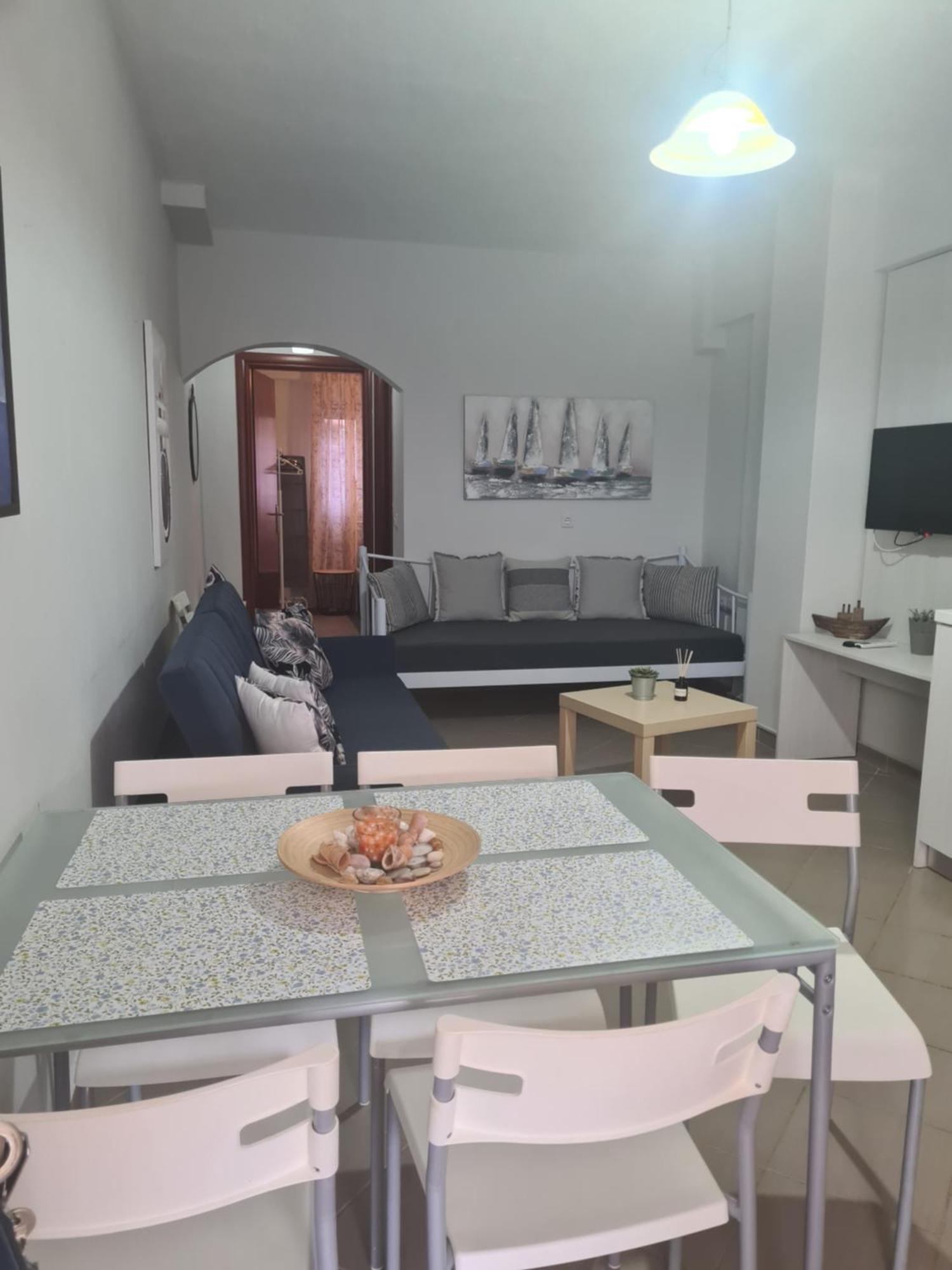 Makis Apartments Touzla Ofrínion Eksteriør bilde